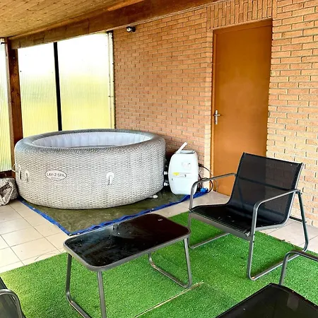 Charmante Maison A La Campagne Avec Jacuzzi Villa