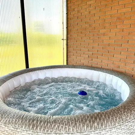 Villa Charmante Maison A La Campagne Avec Jacuzzi *